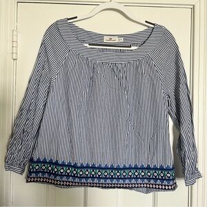 Vineyard Vines Striped Blue and White Women's Top